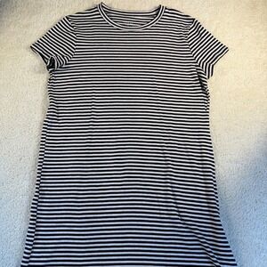 Time and Tru Women's Black and White Striped T-Shirt Dress Casual